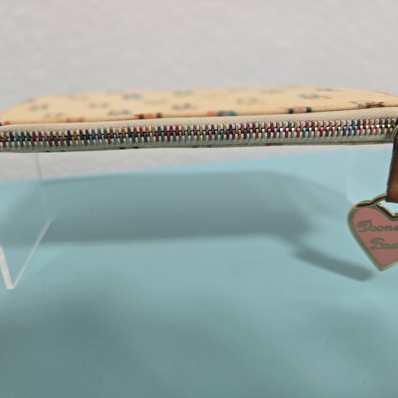 Vintage Dooney & Bourke Wristlet with Rainbow Zipper - Picture 3 of 8